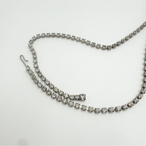Vintage Rhinestone Necklace with Faux Pearls Adjustable Hook Closure - Picture 5 of 8